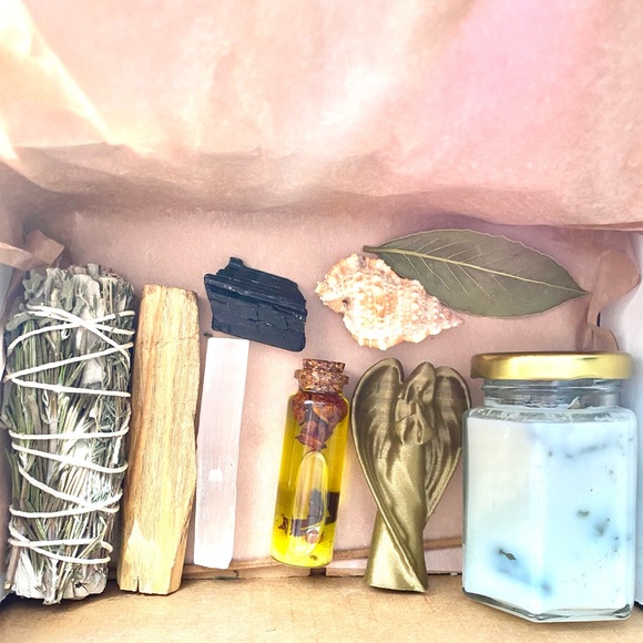 Spiritual Bundles New moon 🌚 - Picture 2 of 16